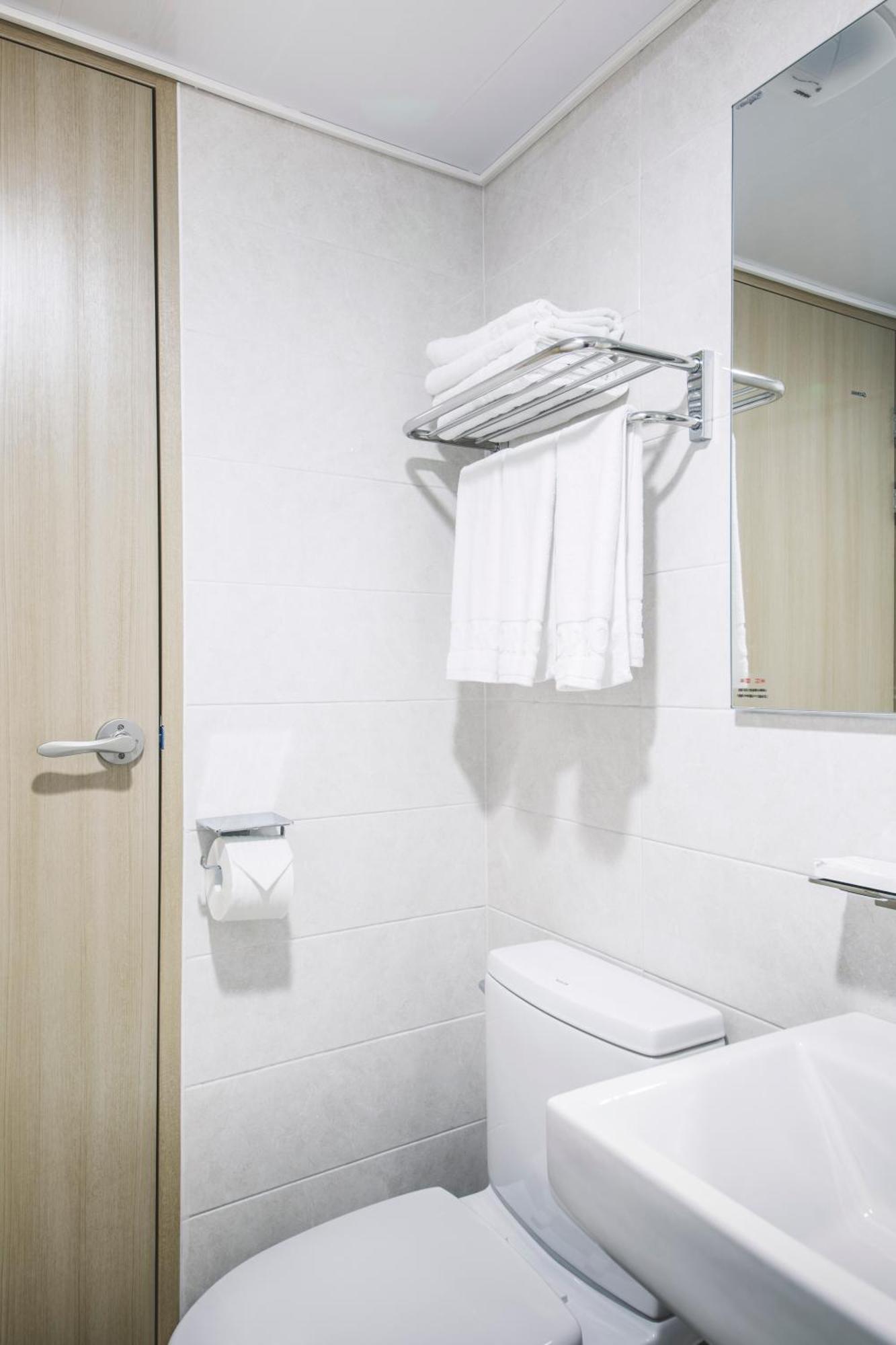 Harbor Hotel Чеджудо Номер фото