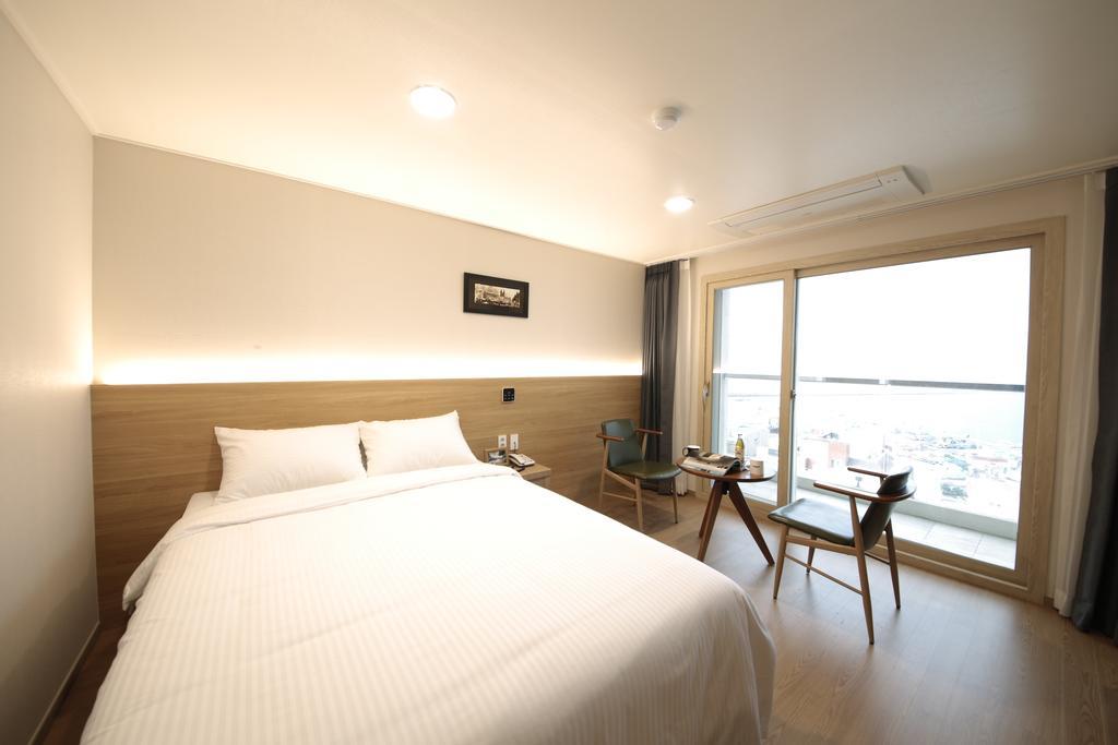 Harbor Hotel Чеджудо Экстерьер фото