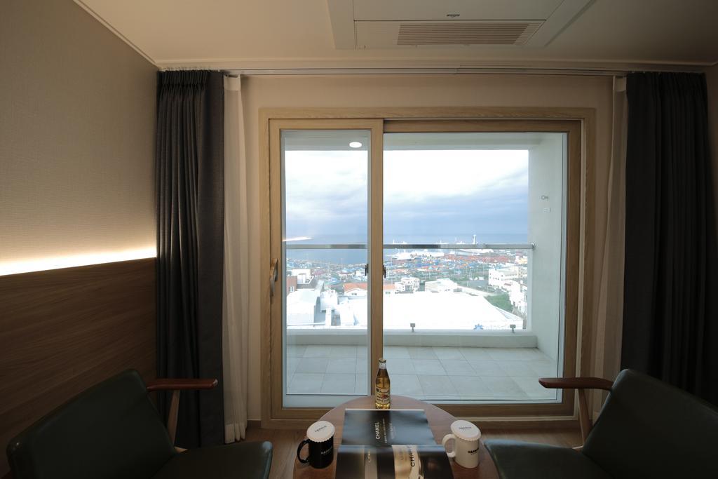 Harbor Hotel Чеджудо Экстерьер фото